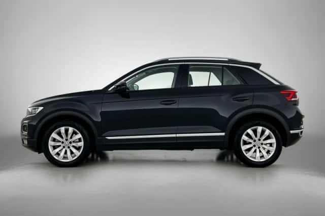 Volkswagen T-Roc (2018) thumbnail 2