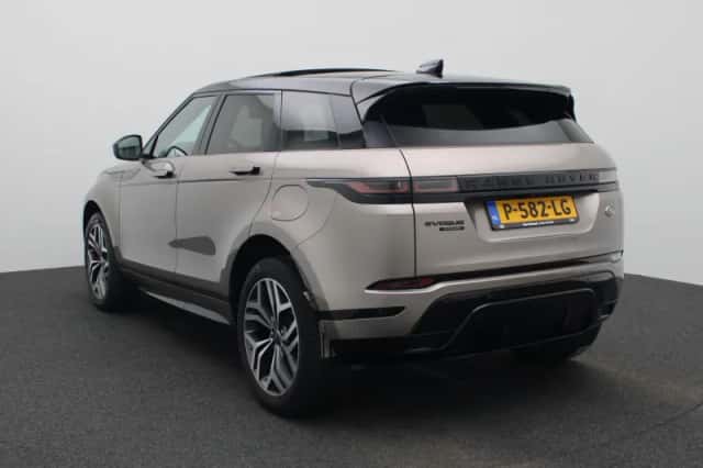Land Rover Range Rover Evoque (2022) thumbnail 2