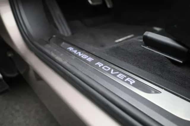 Land Rover Range Rover Evoque (2022) thumbnail 37