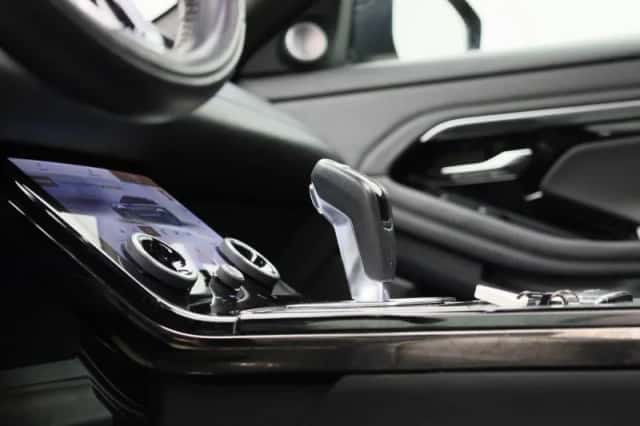 Land Rover Range Rover Evoque (2022) thumbnail 41