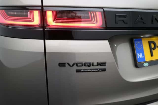 Land Rover Range Rover Evoque (2022) thumbnail 52