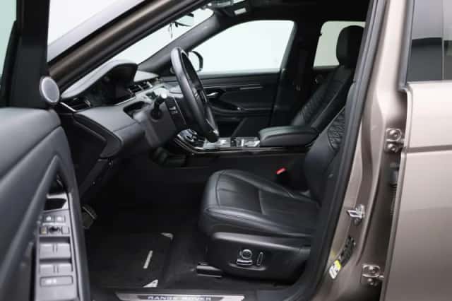 Land Rover Range Rover Evoque (2022) thumbnail 9