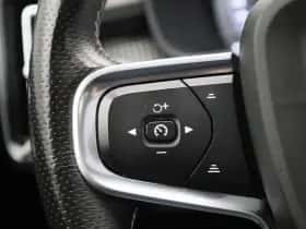 Volvo XC40 (2021) thumbnail 19