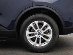 Ford Kuga (2023) thumbnail 13