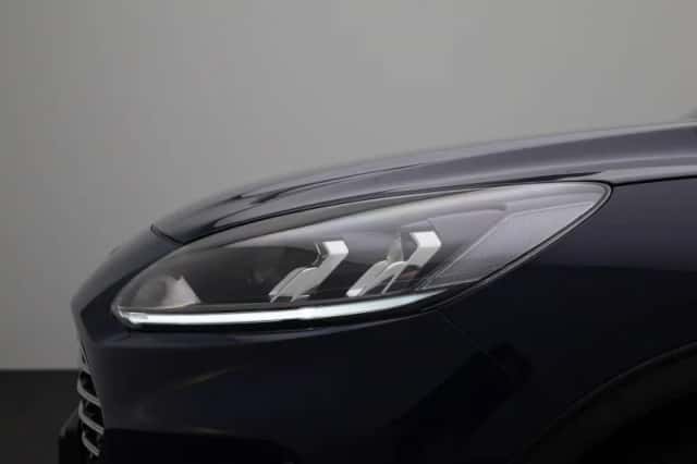Ford Kuga (2023) thumbnail 15