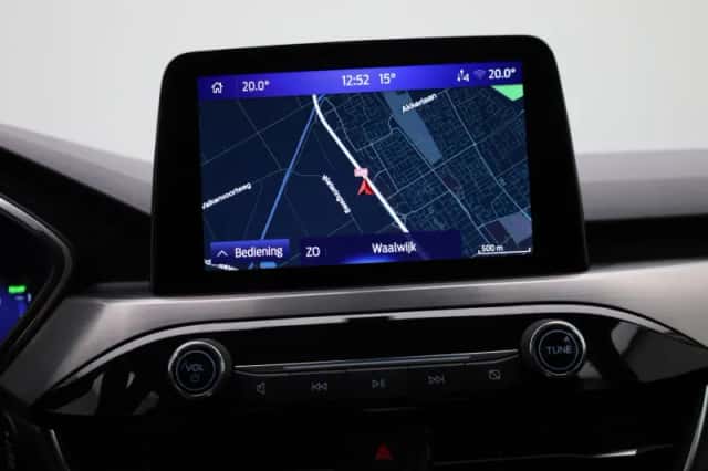 Ford Kuga (2023) thumbnail 16