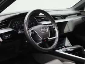 Audi e-tron (2020) thumbnail 36