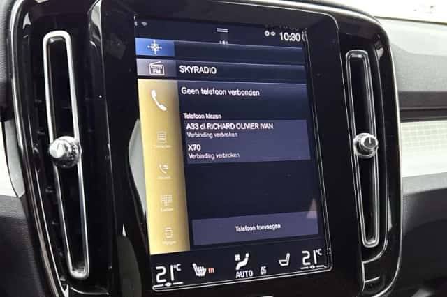 Volvo XC40 (2022) thumbnail 13