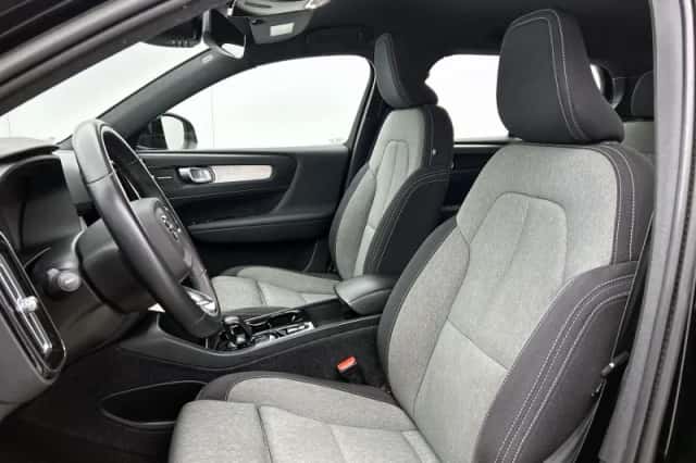 Volvo XC40 (2022) thumbnail 32