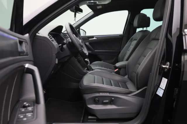 Volkswagen Tiguan (2024) thumbnail 11