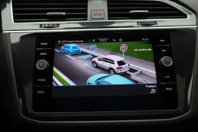 Volkswagen Tiguan (2024) thumbnail 28