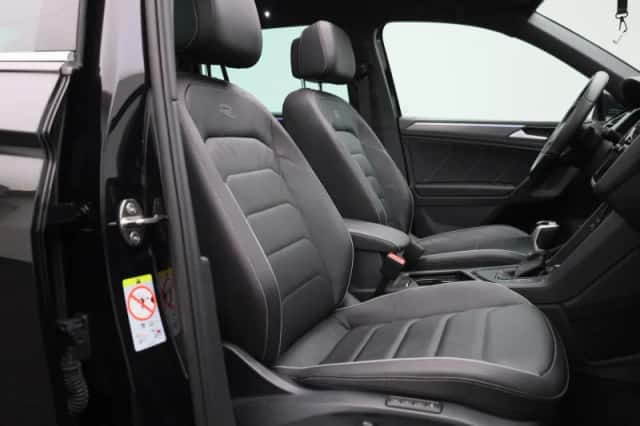 Volkswagen Tiguan (2024) thumbnail 41