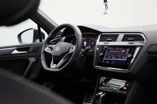Volkswagen Tiguan (2024) thumbnail 45