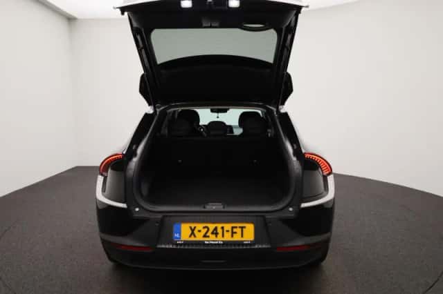 Kia EV6 (2023) thumbnail 11