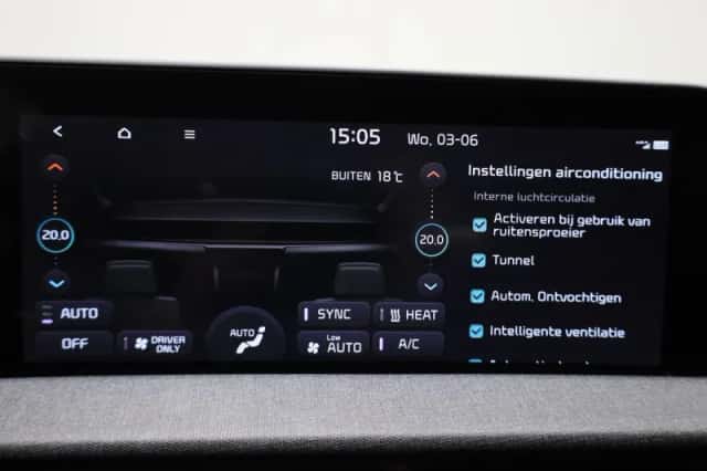 Kia EV6 (2023) thumbnail 23