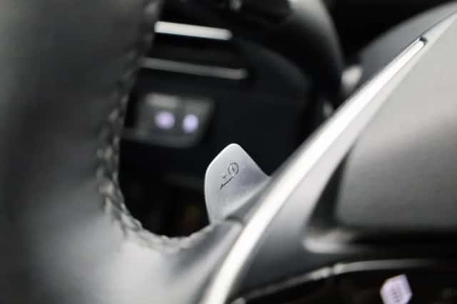 Kia EV6 (2023) thumbnail 26
