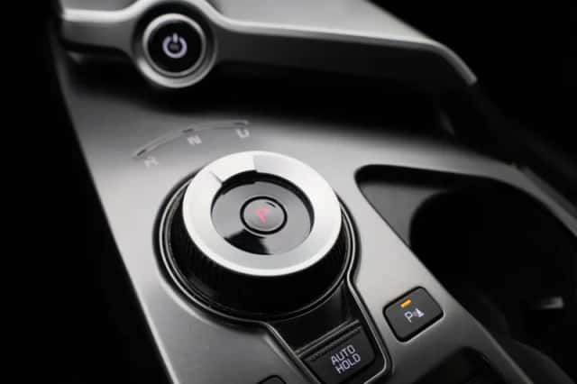 Kia EV6 (2023) thumbnail 29
