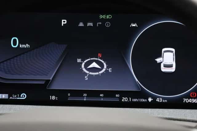 Kia EV6 (2023) thumbnail 8