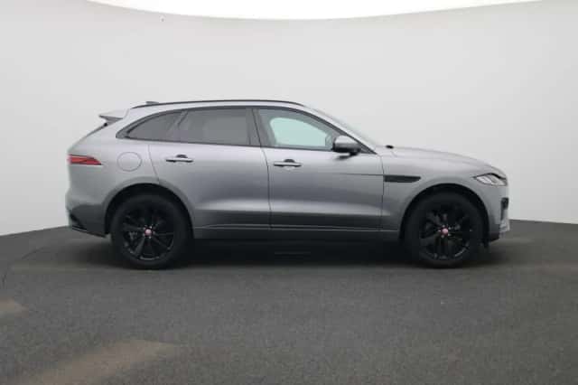 Jaguar F-Pace (2022) thumbnail 6