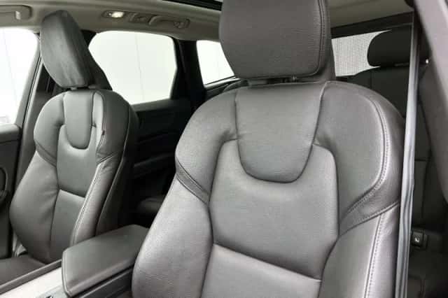 Volvo XC60 (2023) thumbnail 13
