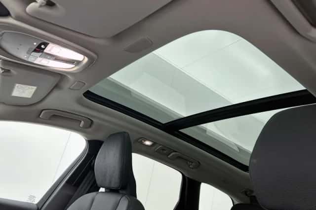 Volvo XC60 (2023) thumbnail 31