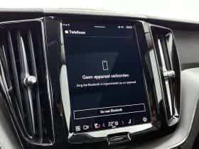 Volvo XC60 (2023) thumbnail 9