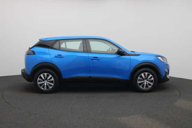 Peugeot e-2008 (2022) thumbnail 6