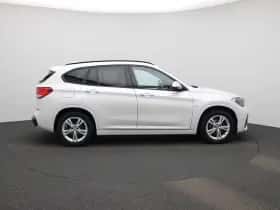 BMW X1 (2021) thumbnail 6