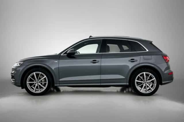 Audi Q5 (2020) thumbnail 2