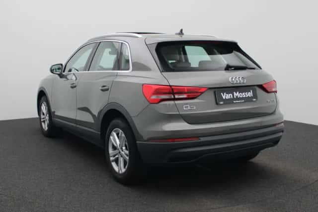 Audi Q3 (2020) thumbnail 2