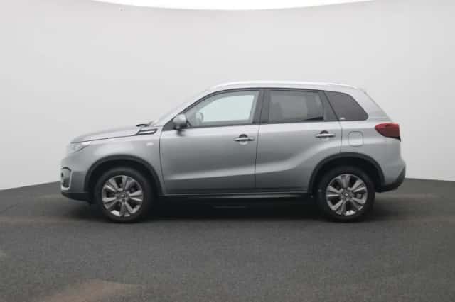 Suzuki Grand Vitara (2023) thumbnail 4