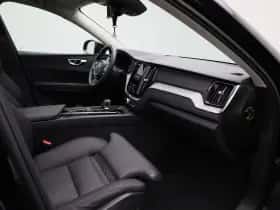 Volvo XC60 (2023) thumbnail 37