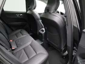 Volvo XC60 (2023) thumbnail 38