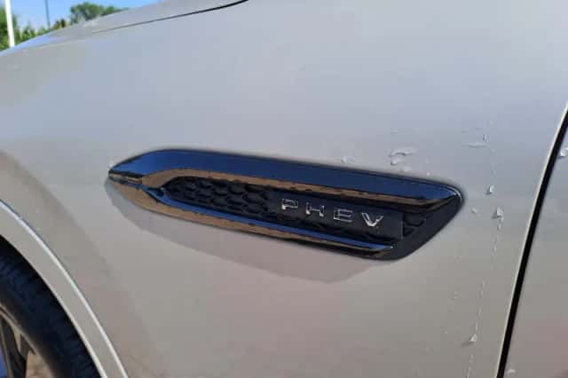 Mazda CX-60 (2025) thumbnail 4