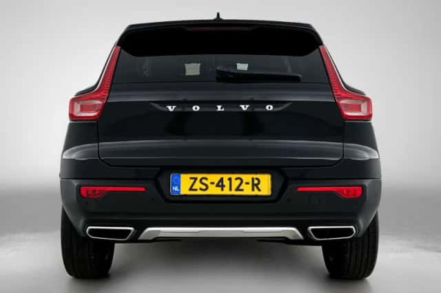 Volvo XC40 (2019) thumbnail 3