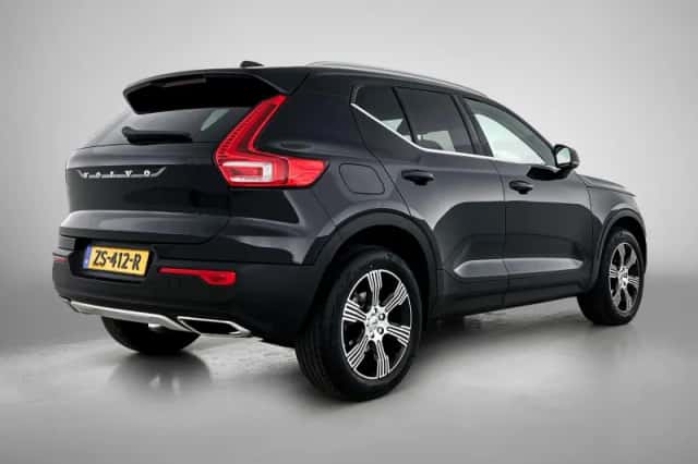 Volvo XC40 (2019) thumbnail 4
