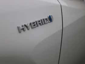 Toyota C-HR (2021) thumbnail 14