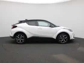 Toyota C-HR (2021) thumbnail 6