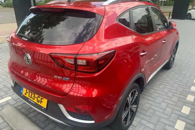 MG ZS EV (2020) thumbnail 3