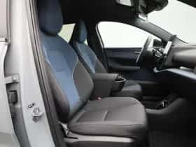 Volvo EX30 (2024) thumbnail 33