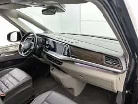 Volkswagen Multivan (2023) thumbnail 23