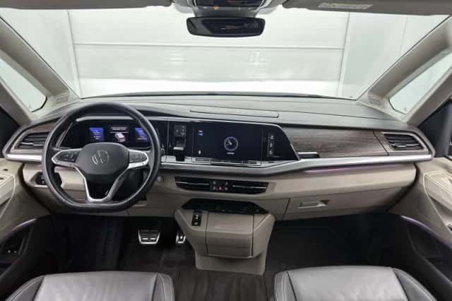 Volkswagen Multivan (2023) thumbnail 25