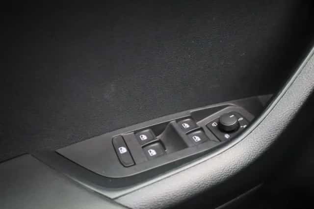 Škoda Karoq (2020) thumbnail 25