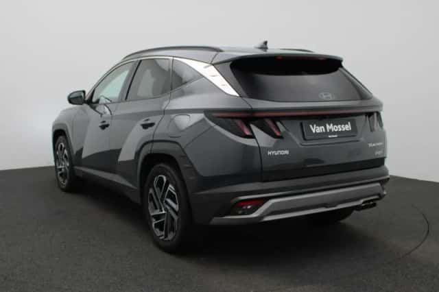 Hyundai Tucson (2025) thumbnail 2