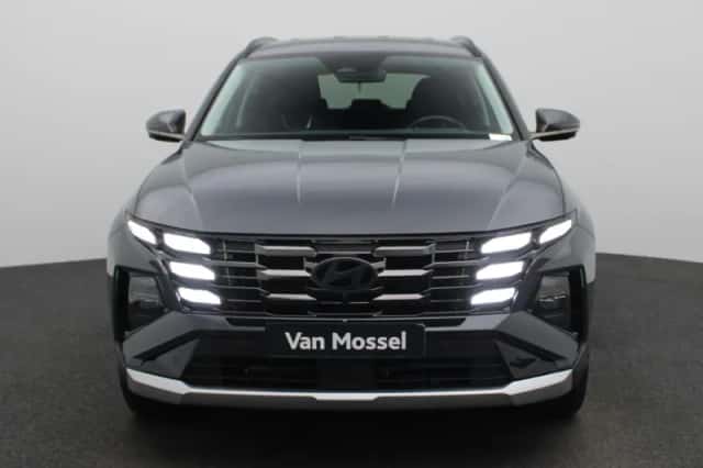 Hyundai Tucson (2025) thumbnail 3