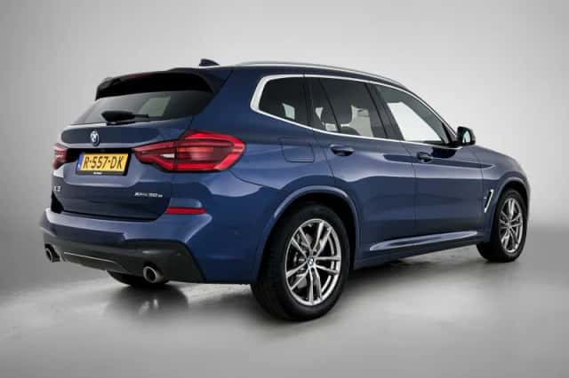 BMW X3 (2021) thumbnail 4