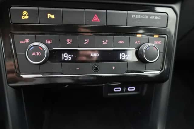 Volkswagen T-Cross (2021) thumbnail 19