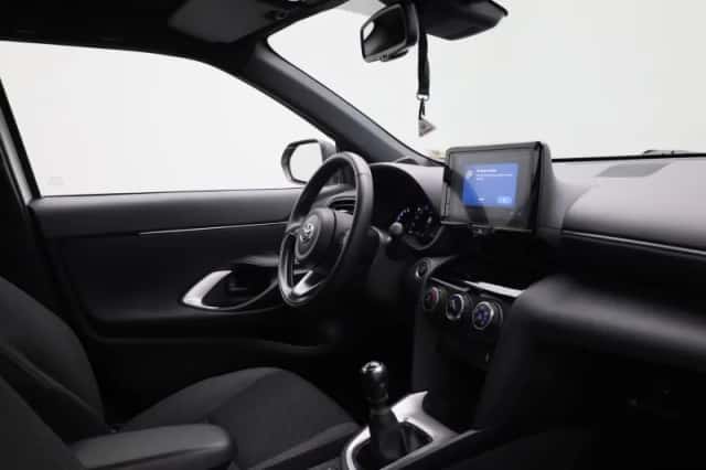 Toyota Yaris Cross (2022) thumbnail 30