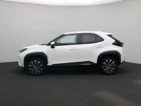 Toyota Yaris Cross (2022) thumbnail 4