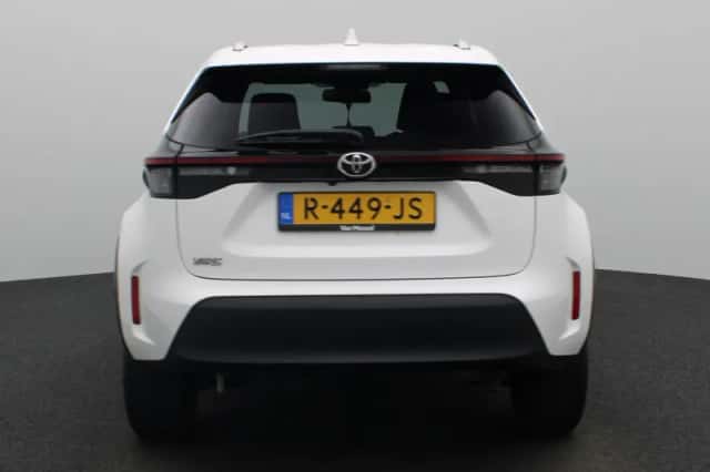 Toyota Yaris Cross (2022) thumbnail 5